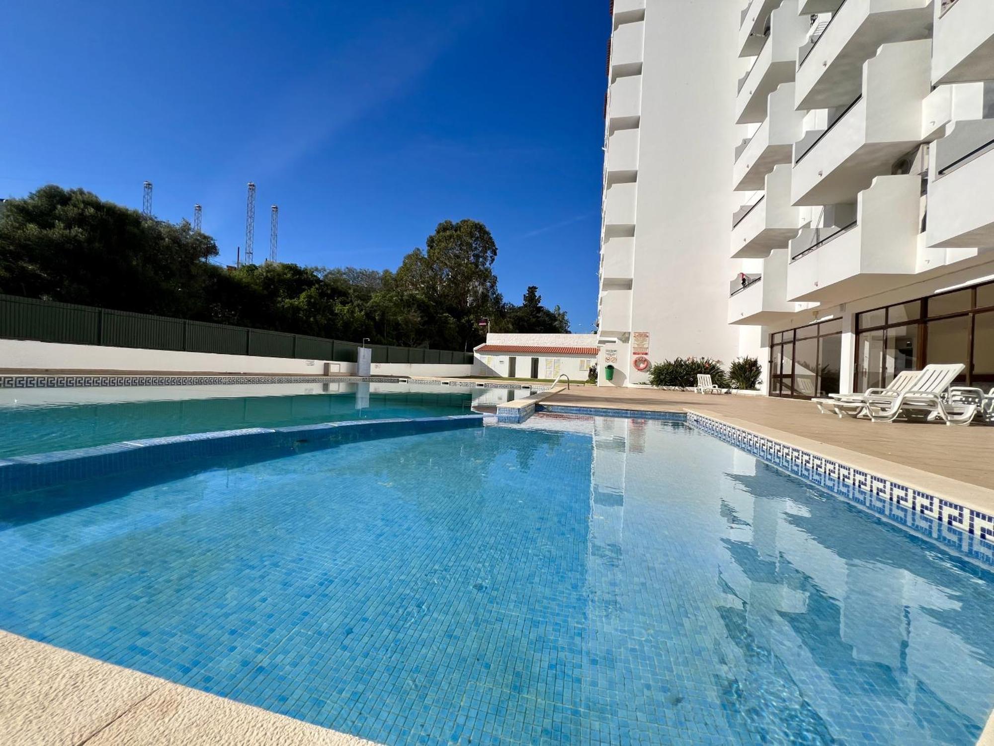 Town With Pool By Homing Apartment Albufeira